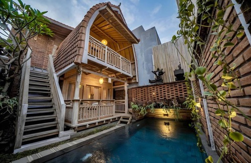 Tanjungbenoa House | 150 m² House ∙ 2 bedrooms ∙ 4 guests
