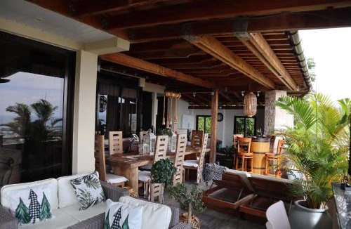 Zig Zag Ward House | 180 Degrees Self-Catering