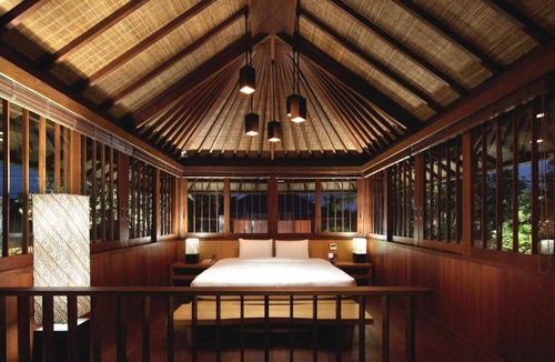 Melayang House | 187 m² House ∙ 1 bedroom ∙ 2 guests