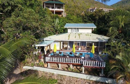 Anse Volbert Village Resort | 190 m² Resort ∙ 3 bedrooms ∙ 20 guests