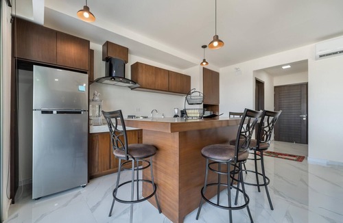 Centro - Supmza 001 Condo | 2 BR Condo w/Ocean View Pool. Prime Location