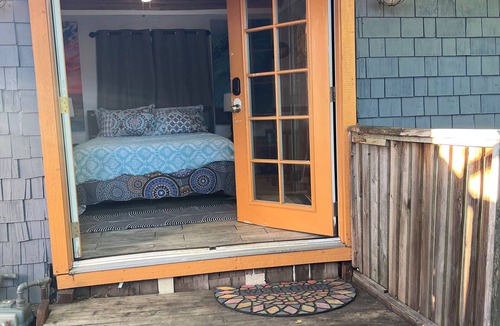 Soquel Cabin | 2 miles to Capitola Beach - studio w/private yard