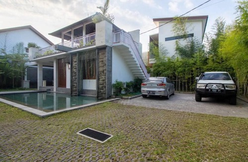 Sanur Villa | 217 m² Villa ∙ 4 bedrooms ∙ 8 guests