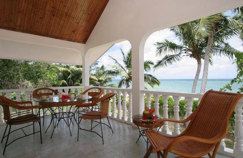 Grand Anse Resort | 220 m² Resort ∙ 3 bedrooms ∙ 9 guests