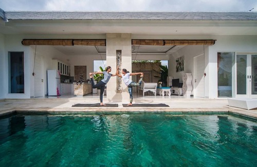 Kutuh Kaja Villa | 3 Bedroom villa with ricefield view