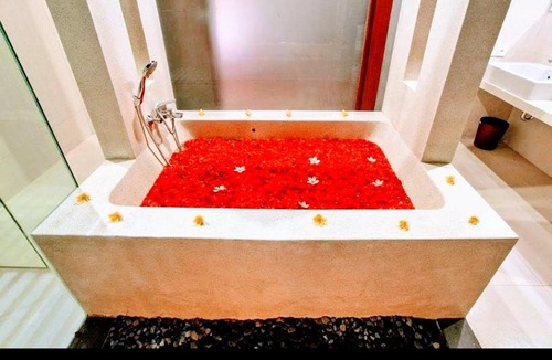 Babakan Villa | 3 BR PRIVATE VILLA IN PERERENAN