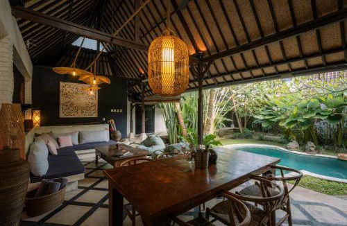 Ubud City-Centre Villa | 300 m² Villa ∙ 4 bedrooms ∙ 8 guests