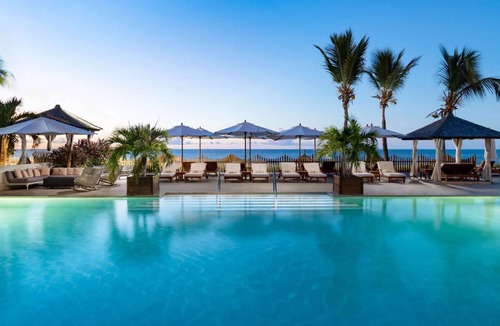 Grace Bay Resort | 302 m² Resort ∙ 2 bedrooms ∙ 127 guests