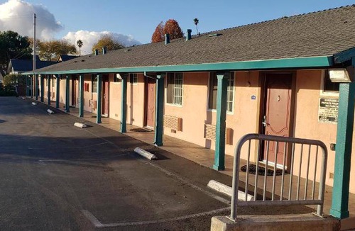 Westside Santa Cruz House | 32 m² Motel ∙ 2 bedrooms ∙ 6 guests