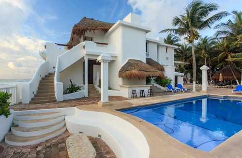 Villa Juarez Villa | 337 m² Villa ∙ 6 bedrooms ∙ 13 guests
