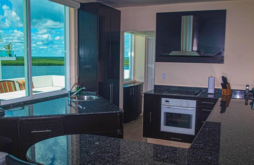 Zona Hotelera Condo | #3701-Tim’s Ocean Condos – Always Beachfront- Always Outstanding Views!