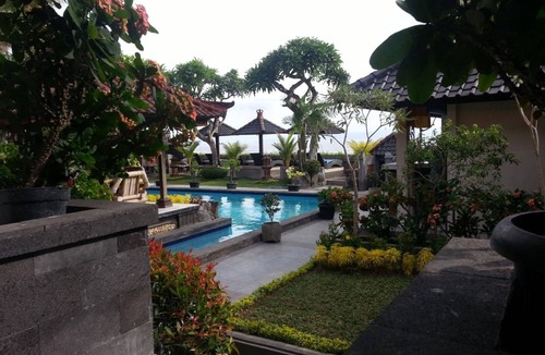Candi Dasa Resort | 39 m² Resort ∙ 10 guests