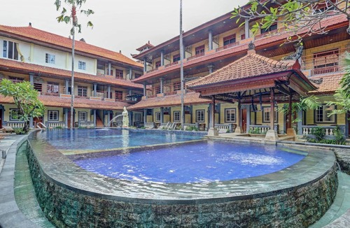 Downtown Kuta Hotel | 40 m² Hotel ∙ 10 guests