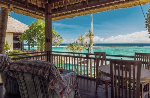 Candi Dasa Resort | 444 m² Resort ∙ 9 bedrooms ∙ 26 guests