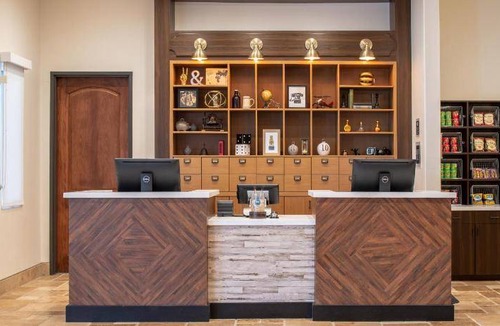 Scotts Valley Hotel | 45 m² Hotel ∙ 127 guests