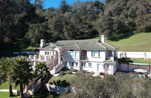 Soquel Apartment | 5-Acre Mountain Retreat In Serene Santa Cruz MountainsnRental Permit #VRAB00019