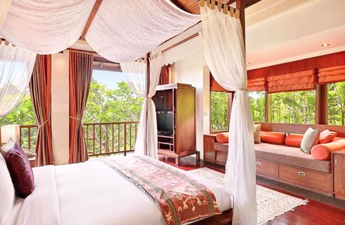 Jimbaran Bay Villa | 500 m² Villa ∙ 4 bedrooms ∙ 8 guests
