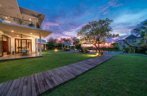 Jimbaran Villa | 500 m² Villa ∙ 4 bedrooms ∙ 8 guests