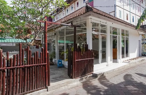 Downtown Kuta House | 54 m² House ∙ 127 guests