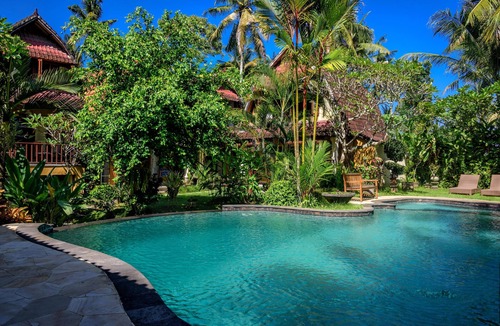 Lodtunduh Villa | 6BR stuning rooms, villa with pool and breakfast