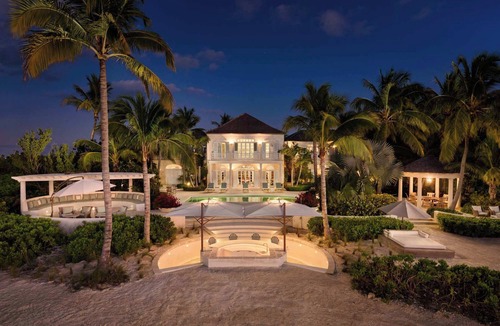 Leeward Settlement Villa | 7 bedroom plantation estate Villa