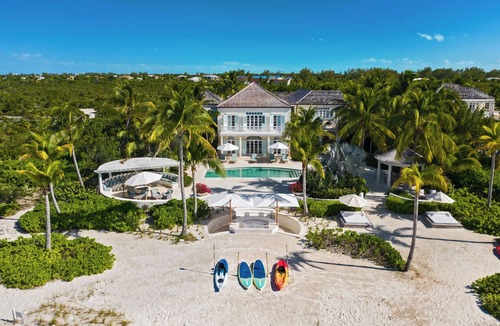 Leeward Settlement Villa | 7 bedroom plantation estate Villa