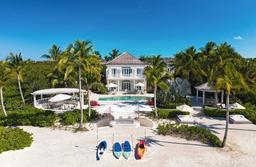 Leeward Settlement Villa | 7 bedroom plantation estate Villa