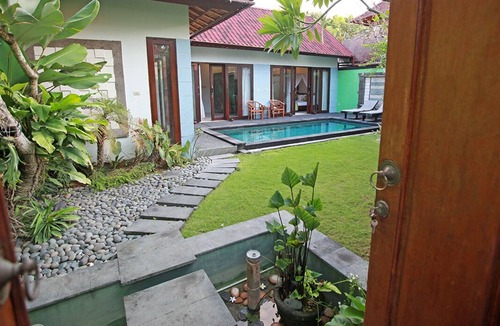 Dyanapura House | 7 Bedrooms, 3 Private Pool Villas, Sleeps up to 14 guests, Staff service