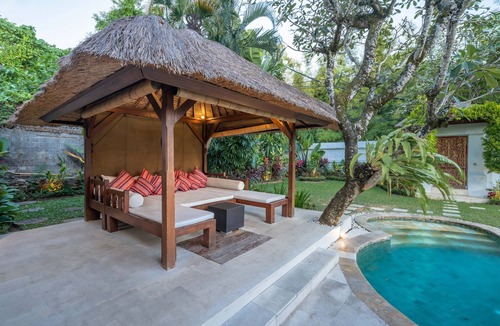 Central Seminyak Villa | 7 Bedrooms- Last Minute Deal 50%+ OFF!