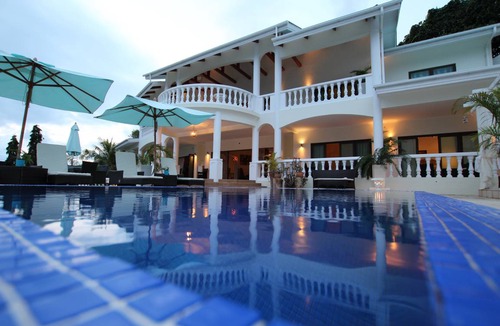 Glacis Villa | 70 m² Villa ∙ 4 bedrooms ∙ 10 guests