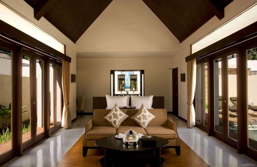 Sayan Villa | 795 m² Villa ∙ 2 bedrooms ∙ 4 guests