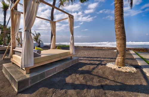 Saba Villa | A Piece of Coastal Paradise! Luxury Five Bedrooms Beach Front Villa