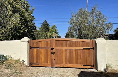 Eastside Santa Cruz House | A Slice of Paradise , Santa Cruz. Cozy spot to call home base! Permit #231358