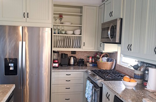 Juba Sound Cottage | A three-bedroom house with pool. Centrally located/10 min drive to the beach