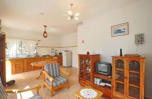 Praslin Island Apartment | Acquario Villa - Cozy Guesthouse with Privacy & Tranquility on Praslin Island