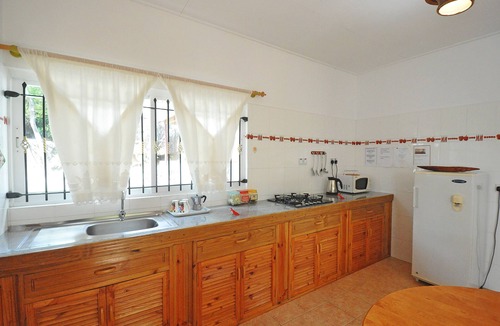 Praslin Island Apartment | Acquario Villa - Cozy Guesthouse with Privacy & Tranquility on Praslin Island