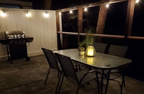 Santa Cruz House | Adorable one bedroom guest house in Santa Cruz ca