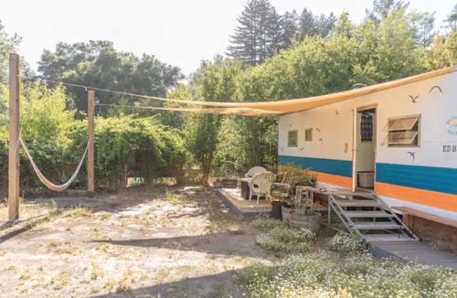 Santa Cruz House | Adorable Remodeled Vintage Boxcar