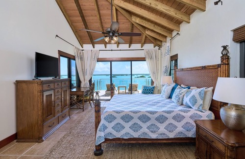 Ocean Point Villa | Alta Bella Villa- 6 BDR Waterfront