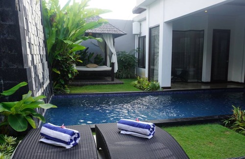 Sunset Road Villa | Amazing 1 Bedroom private pool near Seminyak