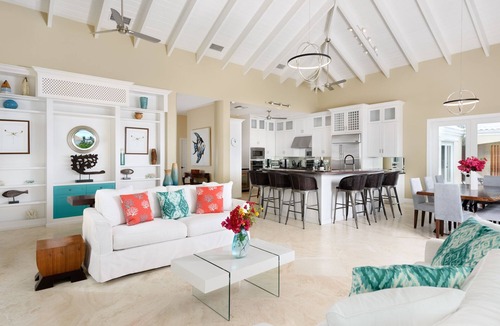 The Bight Villa | An Oasis of Privacy with "the best view on Provo" and path to Grace Bay