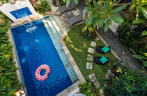 Mas Apartment | Angel House Ubud: Lumbung room. Above bale.