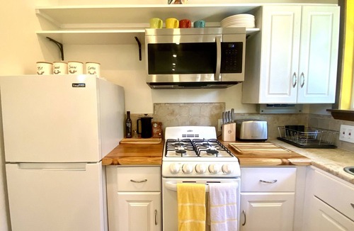 Rio del Mar Apartment | Aptos Cottage Studio Blocks from the Beach