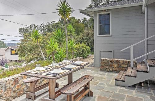Rio del Mar House | Aptos Cottage with Deck and Views, Only 2 Mi to Beach!