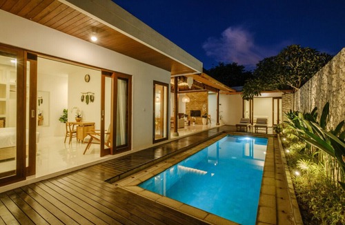Pecatu Villa | Azure Private Pool Villa 15 min - Uluwatu Beach