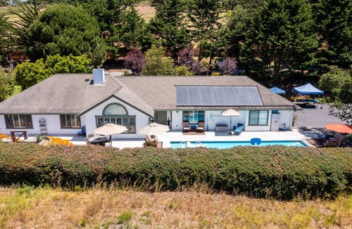 Watsonville House | Bay View Ridge: Secluded Home w/Pool and Hot Tub