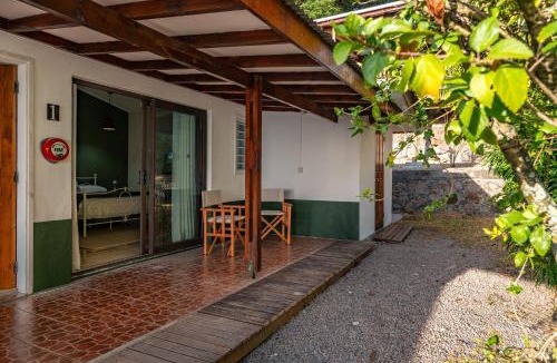Mare Anglaise Bed & Breakfast | Beach House Beau Vallon