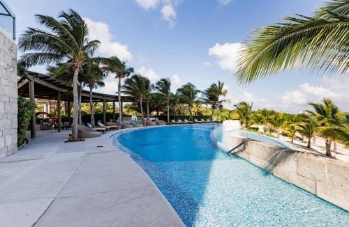 Cancun Apartment | Beach, pool 3BR Apartment - 8 guests