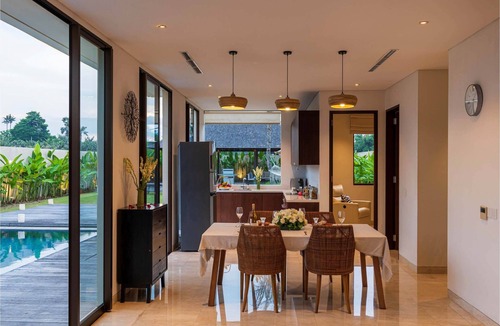 Ketewel Villa | Beach View 3 Bedrooms Brand New Stylish Private Pool Villa With Lawn & Gazebo