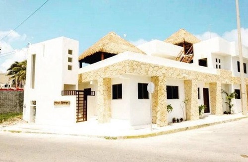 Colonia Meteorologico House | Beach View Palapa with 2 Bedroom Penthouse Across from Isla Village